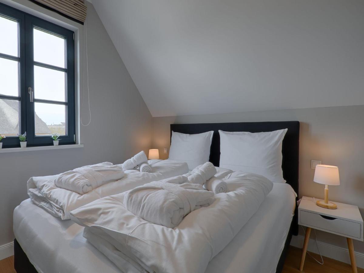 Reetland Am Meer - Premium Reetdachvilla Mit 3 Schlafzimmern, Sauna Und Kamin F27 Dranske Exterior photo